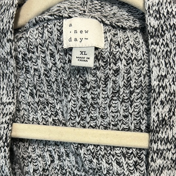 Women's Gray Knit Sweater - Picture 7 of 7